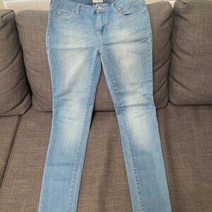 Light Skinny Jeans